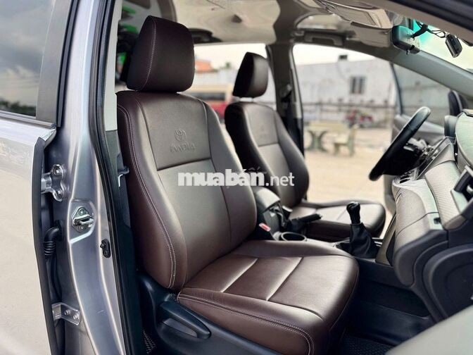 Toyota Innova 2020 Form mới 2021 Bạc