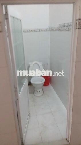 Cho thuê nhà mặt tiền ngang 4m mbkd kv ngã 4 đối diện bến xe p8, TP.VL