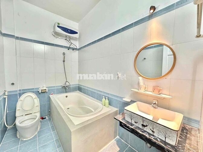 🌹🌹Cho thuê villa 3 tầng MT Đỗ Huy Uyển gần Vincom Phạm Văn Đồng🌹🌹
