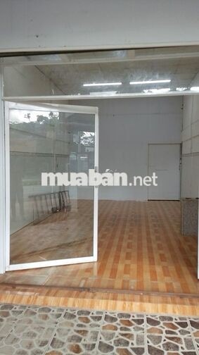 Cho thuê nhà mặt tiền ngang 4m mbkd kv ngã 4 đối diện bến xe p8, TP.VL