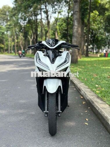 Honda Vario 125 2021 Trắng hỗ trợ góp