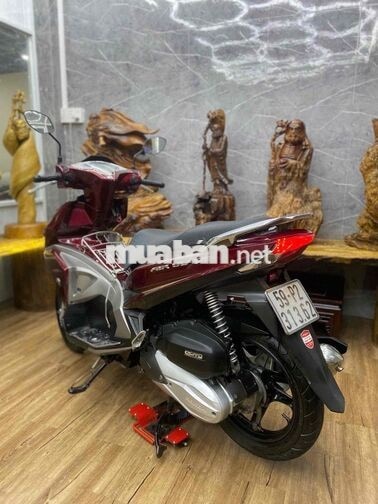 Honda Air Blade dàn áo đẹp, máy móc zin bao khoẻ