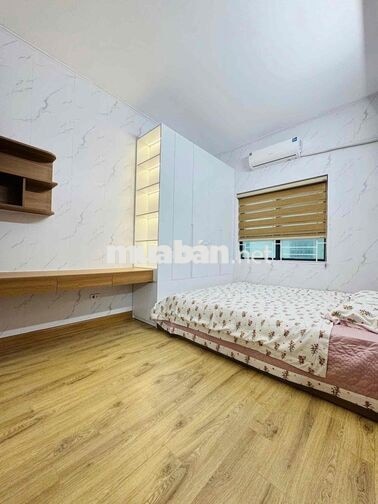 chính chủ cho thuê căn 2 ngủ 2 vệ sinh 65m full nội thất