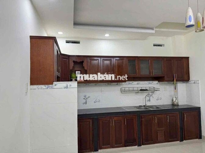 🏠 Nhà cho thuê Hẻm  C phạm Hùng  , Hẻm 🚘🚘🚘 👉 Gần Nhà thờ Nam Hải  cầu