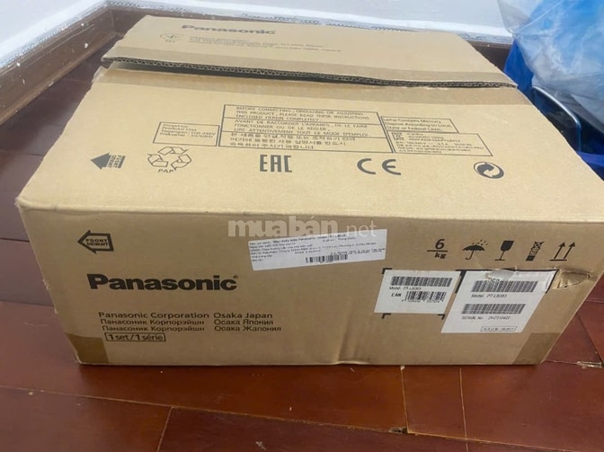 Máy chiếu Panasonic PT-LB383 mới 99,9% ( chưa dùng lần nào)
