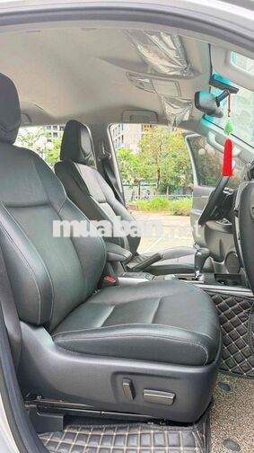 Toyota Fortuner 2024 Bạc 3000 km