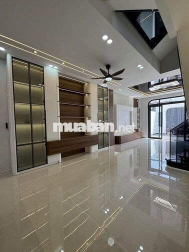 Bán nhà phố 5m x 20m - 1 trệt 2 lầu xã bà điểm gần chợ đại hải