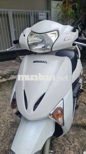 Honda Lead 2011 Trắng Xe mới keng