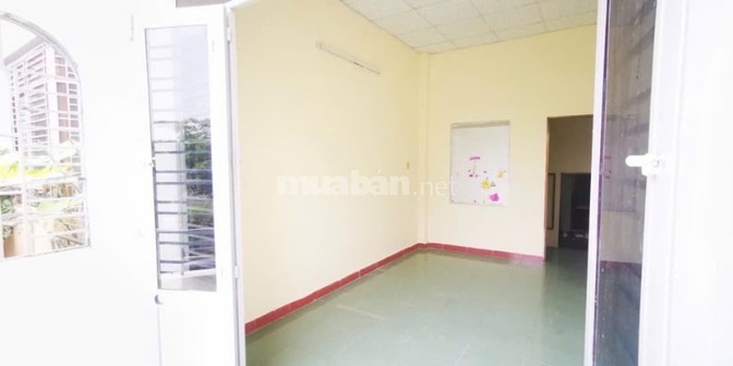 Bán nhà 2 tầng Đường Nguyễn Tri Phương