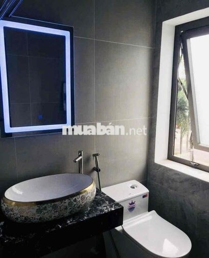 CHO THUÊ TOÀ NHÀ 10PHÒNG FULL NỘI THẤT GẦN VÒNG XOAY BẢY MẪU TP MỚI