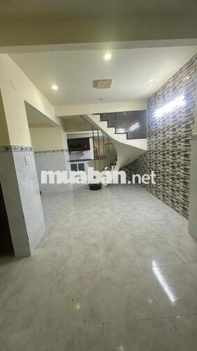 Bán nhà Lê Văn Quới. 49m2, 2T đúc thật, sát mặt tiền. hẻm xe hơi, 4ty1