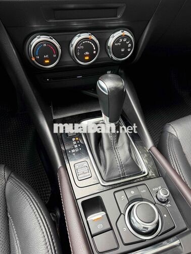 Mazda Mazda 3 2017 HatchBack Sport Trắng