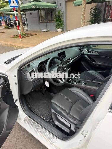 Mazda Mazda 3 2017 HatchBack Sport Trắng