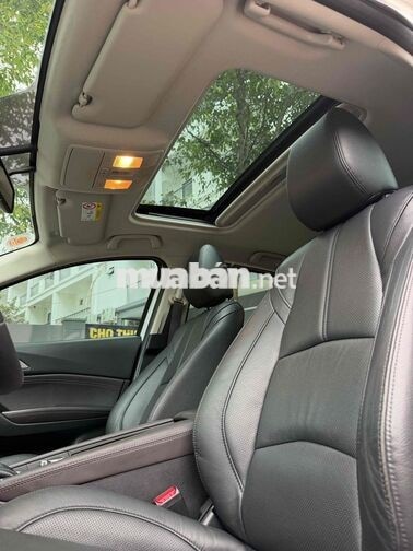 Mazda Mazda 3 2017 HatchBack Sport Trắng