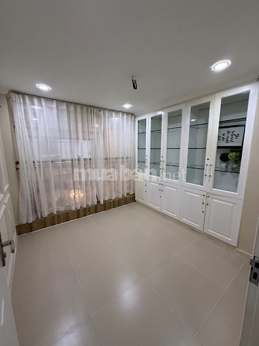Cho thuê nhà hẻm rộng 5m Vạn Kiếp, P3, Q.Bình Thạnh: 3.5m x 14m, 3 lầu