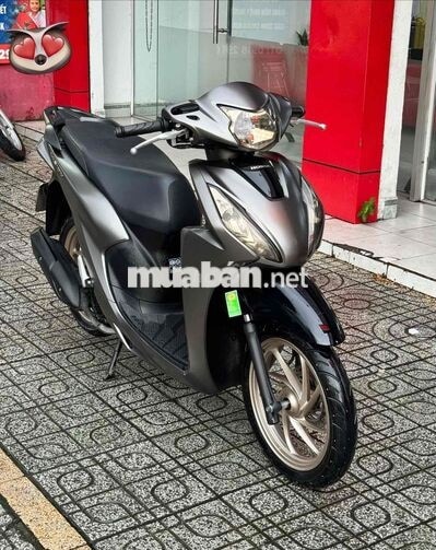 Honda Vision 2025 bản cá tính Vàng cát mâm đồng