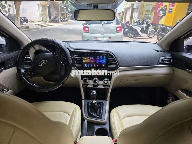 Hyundai Elantra 2019 MT GLS Trắng