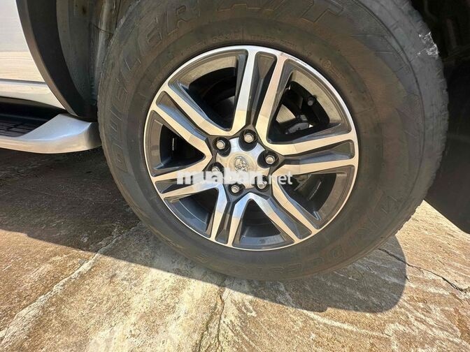 Toyota Fortuner 2022 Trắng Tự động 75.000 km