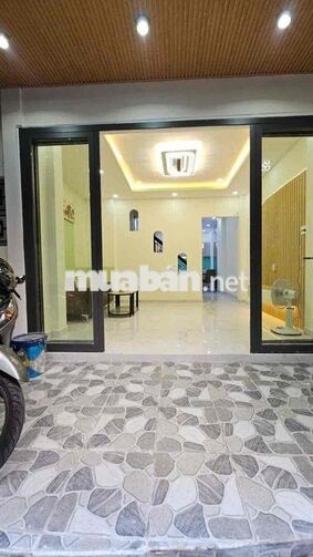 30m Ra Mặt Tiền 3 Tầng 4 phòng ngủ sổ hồng riêng
