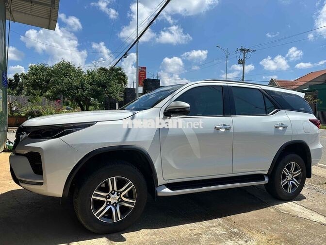 Toyota Fortuner 2022 Trắng Tự động 75.000 km