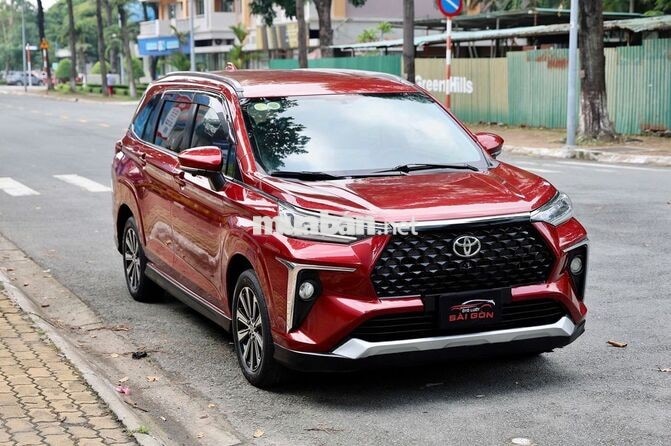 Toyota Veloz 2022 Đỏ 7 chỗ 65.000 km