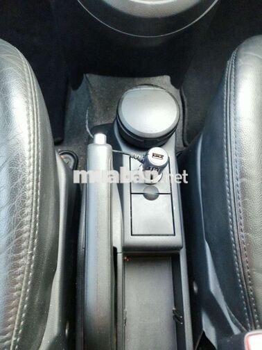 Mazda 2S sx2013 AT ,chính chủ chạy 8,2vkm.