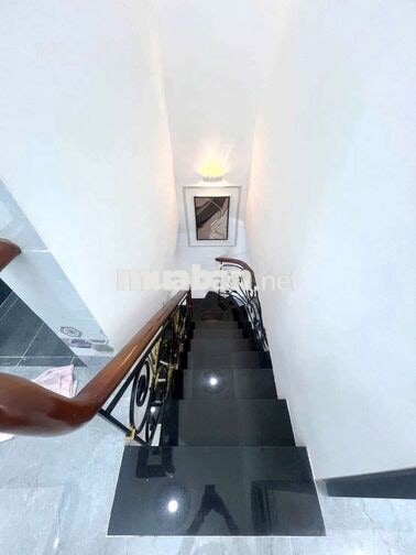 Bán nhà sổ Hồng đồng sở hữu tặng Nội Thất Cơ Bản 