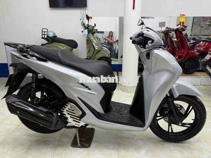 Honda SH 125 CBS 2023 Bạc 12370 km