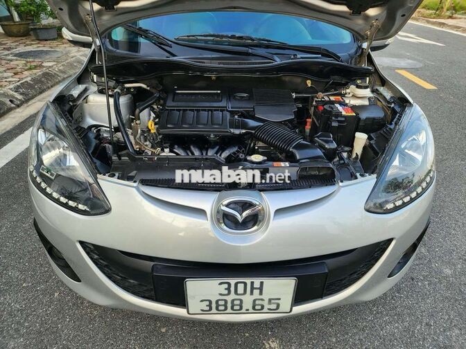 Mazda 2S sx2013 AT ,chính chủ chạy 8,2vkm.