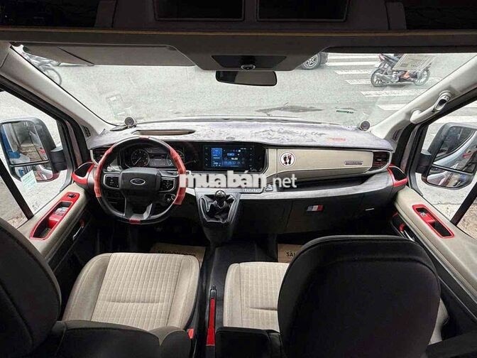 Bán Ford Transit Trend 2024 mẫu mới, hỗ trợ góp