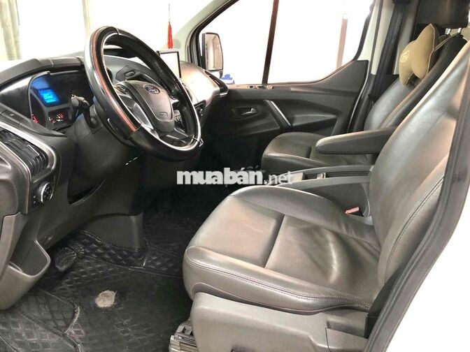 Bán Ford Tourneo Titanium 2019 xuất hoá đơn cao