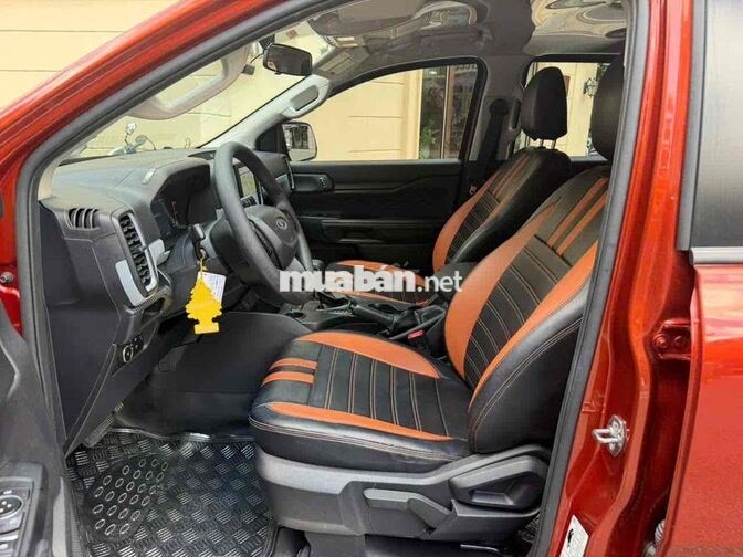 Ford Ranger XLS AT 2024 Đỏ cam lên nấp thùng cao