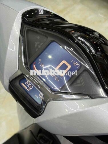 Honda SH 125 CBS 2023 Bạc 12370 km