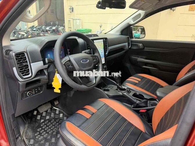 Ford Ranger XLS AT 2024 Đỏ cam lên nấp thùng cao