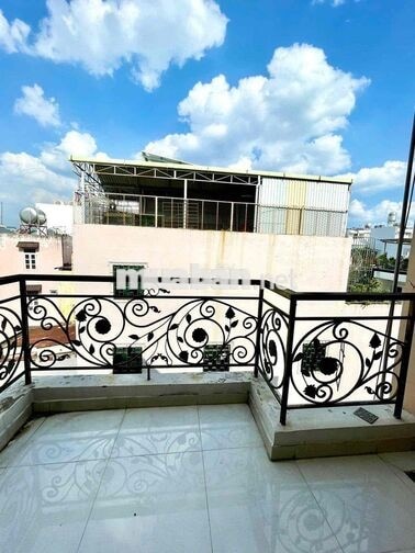 Phòng Ban Công Cho Thuê Tại Trần Văn Đang Quận 3 Gần Đường Lê Văn Sỹ