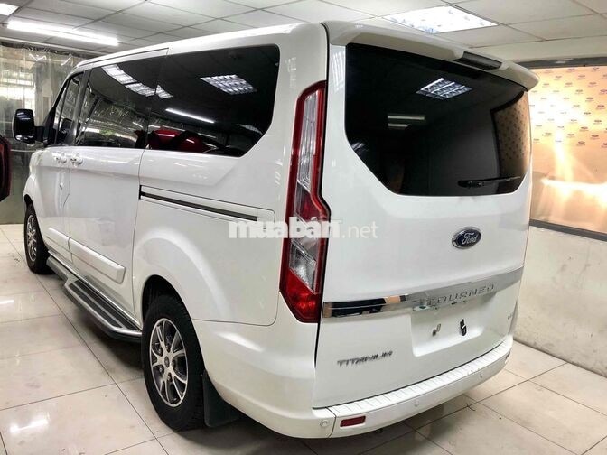 Bán Ford Tourneo Titanium 2019 xuất hoá đơn cao