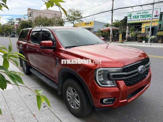 Ford Ranger XLS AT 2024 Đỏ cam lên nấp thùng cao