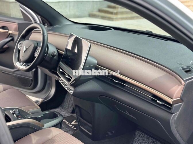 Vinfast VF6 Plus 2025 nhập Mỹ 6.000km