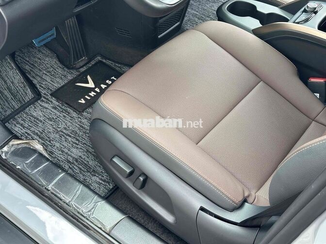 Vinfast VF6 Plus 2025 nhập Mỹ 6.000km
