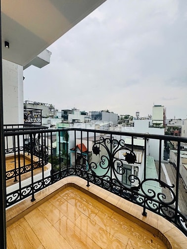 TÒA NHÀ 6 TẦNG, HẺM XE HƠI HUỲNH VĂN NGHỆ, TÂN BÌNH!!!