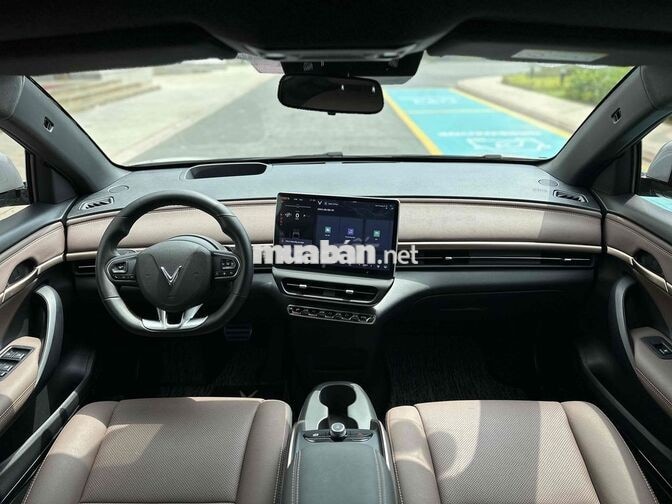 Vinfast VF6 Plus 2025 nhập Mỹ 6.000km