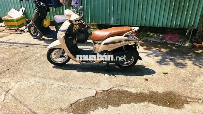 Yamaha Nozza 2013 Bạc Nữ Xăng