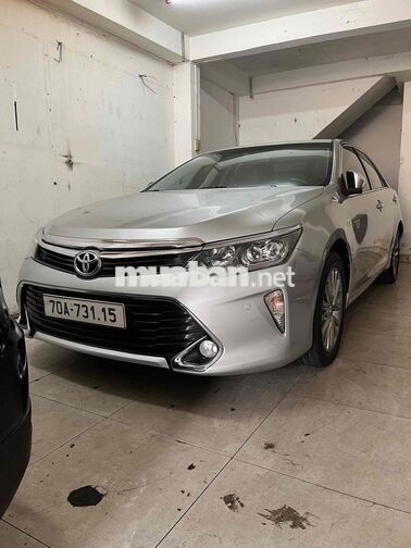 Toyota Camry 2.5Q 2017 Bạc 90.000 km