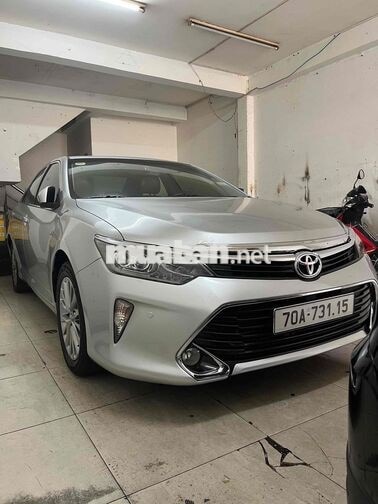 Toyota Camry 2.5Q 2017 Bạc 90.000 km