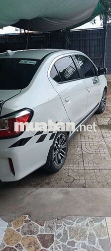 Mitsubishi Mirage 2023 Trắng Thái Lan 5 chỗ