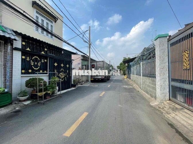 HÀNG THƠM ĐẤT ĐẸP FULL THỔ ĐƯỜNG NHỰA 5M GẦN VÀNH ĐAI 2 PHẠM VĂN ĐỒNG