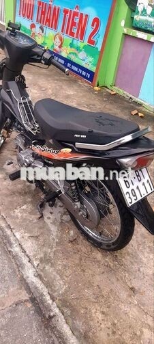 Yamaha Sirius Đen, Bạc