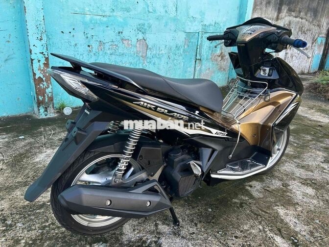 Honda AB125Fi êm ngon sạch đẹp hồ sơ sẳn sang tên