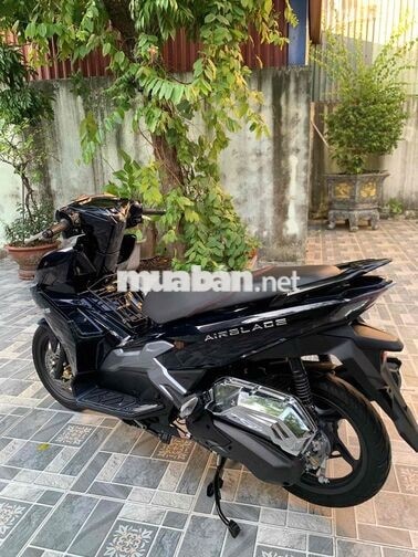 Honda Air Blade 125 2025 Đen bóng