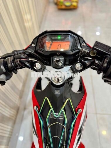 Sonic 2021 Đỏ trắng đen 4k km